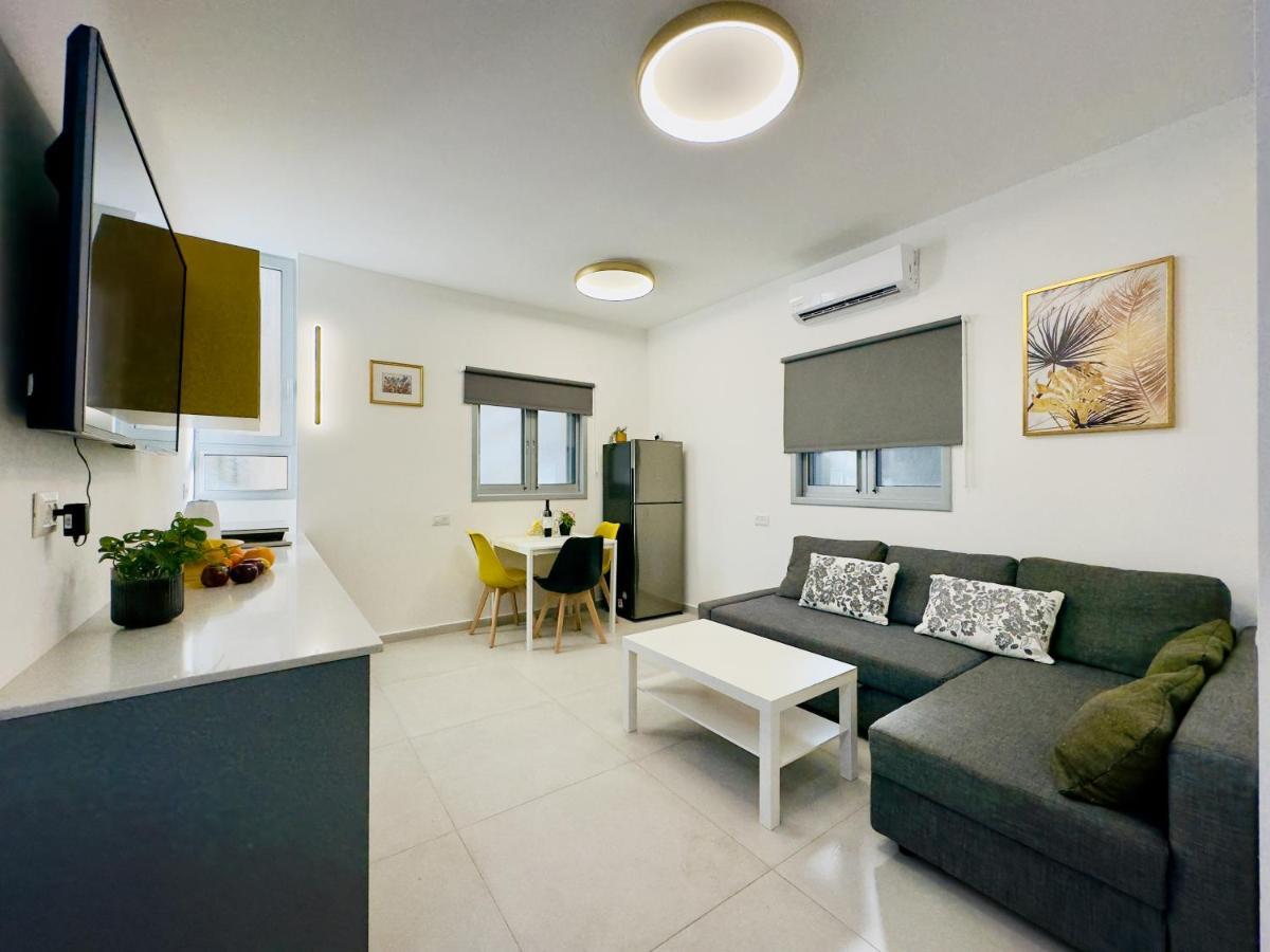Amazing 2Rooms Apt In Bat Yam - Step By The Beach Zewnętrze zdjęcie